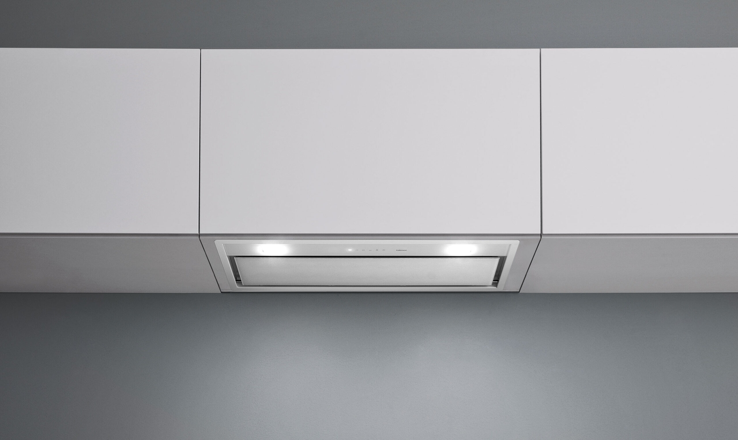 Įmontuojamas gartraukis GRUPPO INCASSO MURANO 50cm, 800m3/h, LED 2x1W, baltas stiklas Įmontuojamas gartraukis GRUPPO INCASSO MURANO 50cm, 800m3/h, LED 2x1W, baltas stiklas