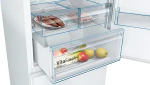 Bosch Serija 4 Laisvai statomas šaldytuvas-šaldiklis su šaldiklio skyriumi apačioje 203 x 70 cm Baltas, Total No Frost