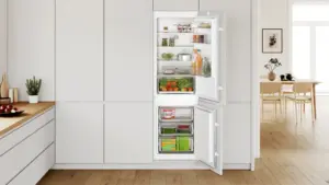 Bosch KIN86NSE0 įmontuojamas šaldytuvas-šaldiklis