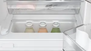 Bosch KUR21ADE0 po stalviršiu montuojamas šaldytuvas be šaldiklio