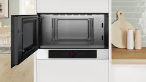 Bosch BFL7221W1 įmontuojama mikrobangų krosnelė