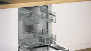 Bosch SMV2HTX08E pilnai įmontuojama indaplovė