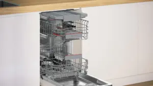 Bosch Serija 6 Indaplovė, montuojama iš apačios 45 cm Balta