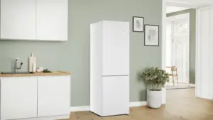 Bosch KGN362WCF laisvai pastatomas šaldytuvas-šaldiklis