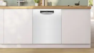 Bosch Serija 4 Indaplovė, montuojama iš apačios 60 cm Balta