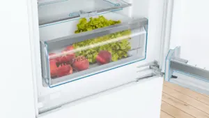 Bosch KIS87AFE0 įmontuojamas šaldytuvas-šaldiklis