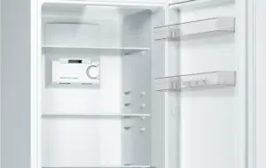 Bosch KGN33NWEB laisvai pastatomas šaldytuvas-šaldiklis