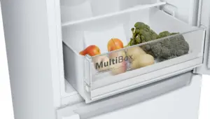 Bosch KGN33NWEB laisvai pastatomas šaldytuvas-šaldiklis